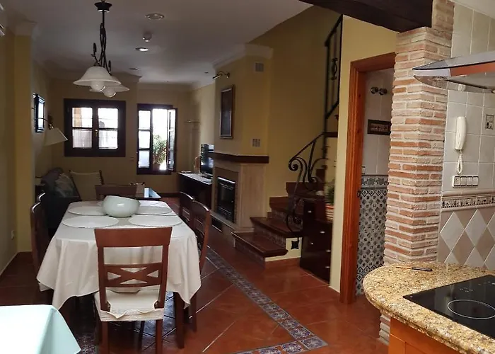 Ramon Y Cajal * Estepona